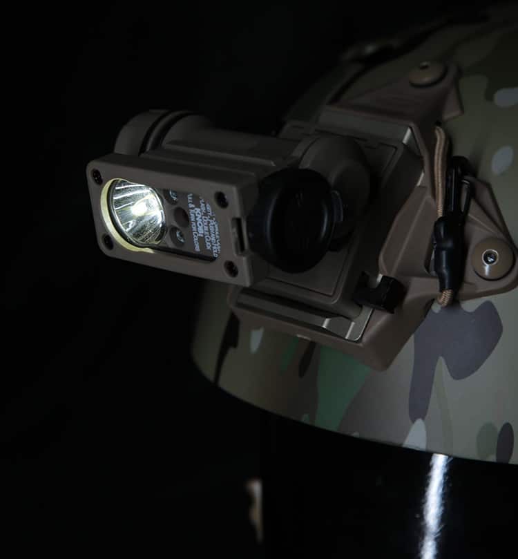 FMA Rattler Compact II Hands Free Light  Black / Dark Earth - Socom Tactical Airsoft - -  Airsoft